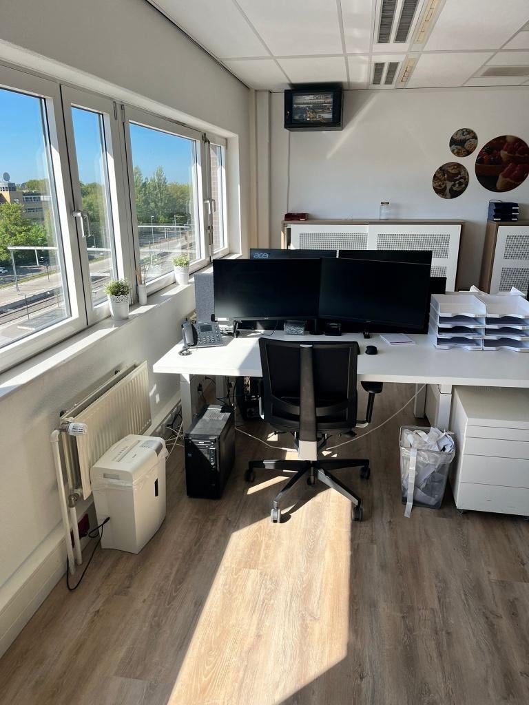 Complete kantoorinrichting, Huis en Inrichting, Bureaus, Gebruikt, Computerbureau, Ophalen