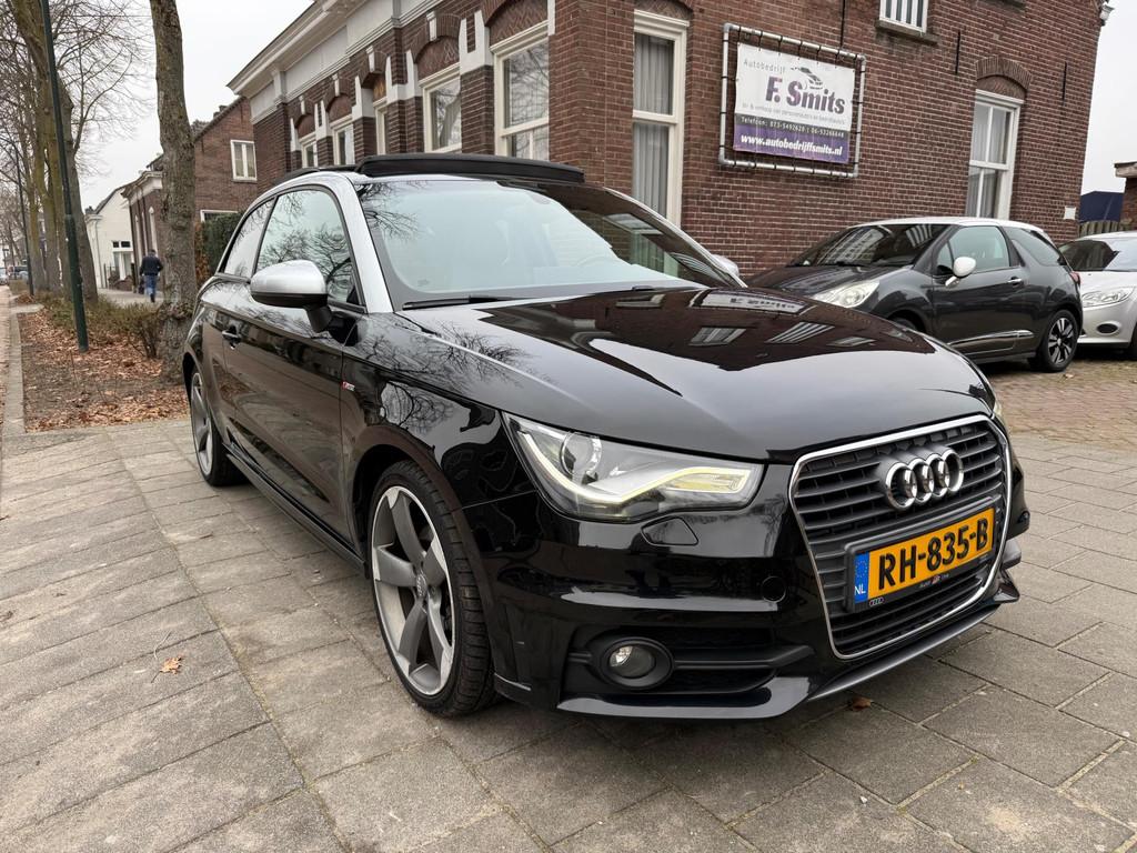 Audi A1 1.4 TFSI S-LINE LEER AUTOMAAT NAVI PANO 185 PK, Auto's, Euro 5, Traction-control, Zwart, 4 cilinders