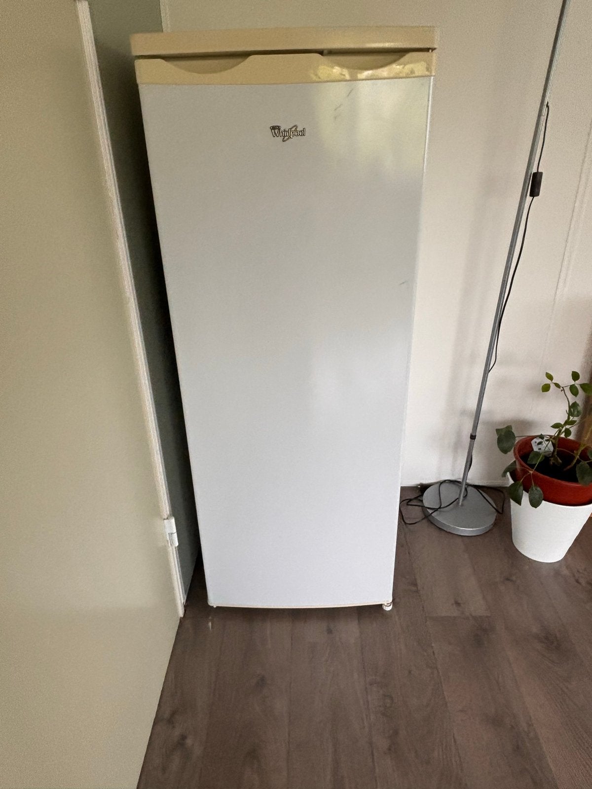 Whirlpool koelkast zonder vriesvak, Witgoed en Apparatuur, Koelkasten en IJskasten, Ophalen, 150 tot 200 liter, 140 tot 160 cm