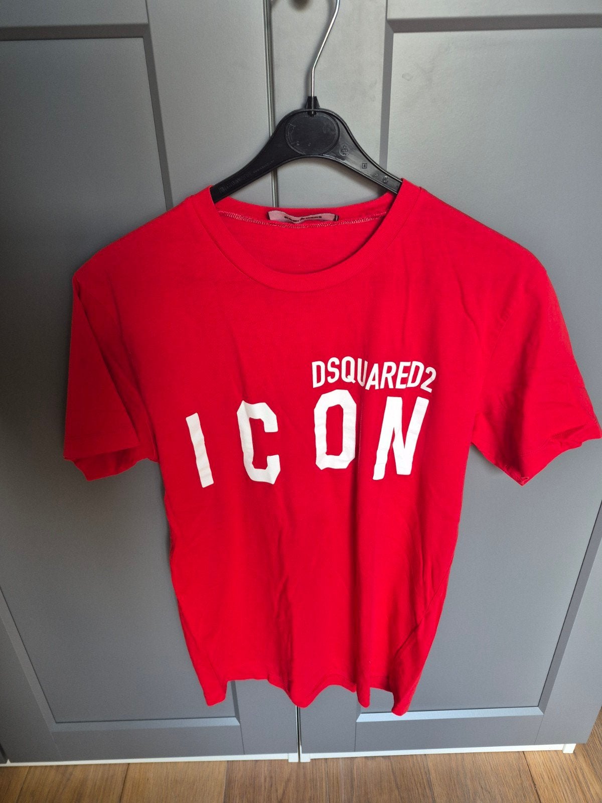 Dsquared2 Icon T-shirt Rood Maat S, Dsquared2, Ophalen of Verzenden, Zo goed als nieuw, Rood