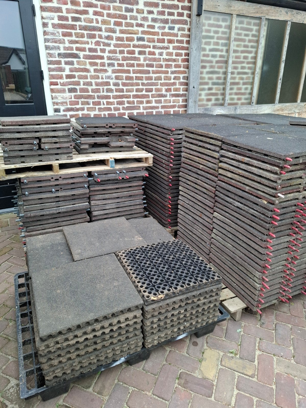 ️ Rubberen tegels 50x50x4,5 cm. Speeltoestellen Zwembaden, Ophalen