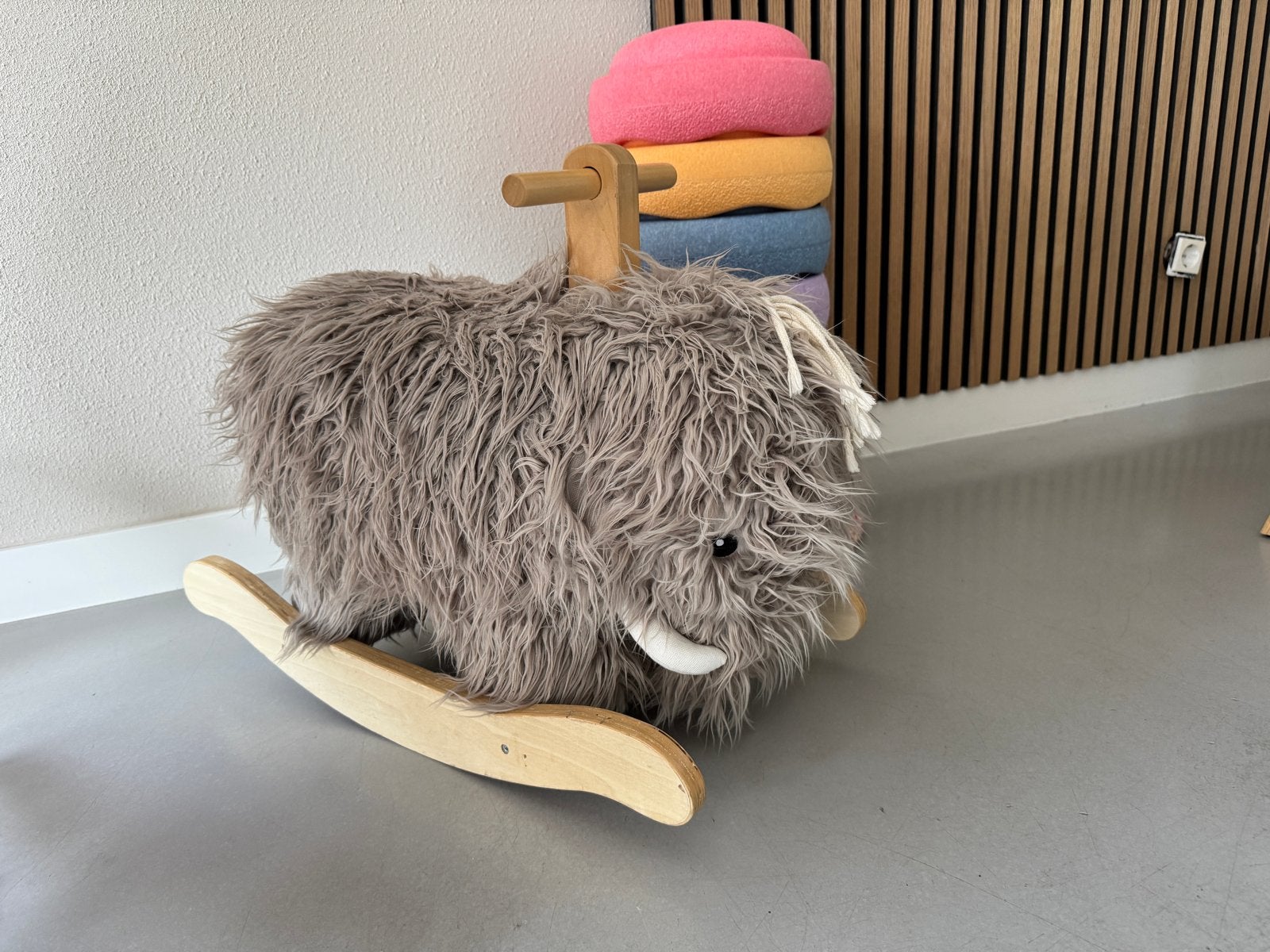 Kidsconcept Mammoet Hobbelpaard, Ophalen, Gebruikt