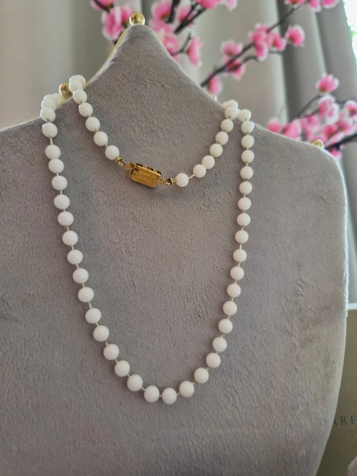 Vintage Monet Ketting - Witte Kralen, 64 cm, Ophalen of Verzenden, Gebruikt, Wit, Overige materialen