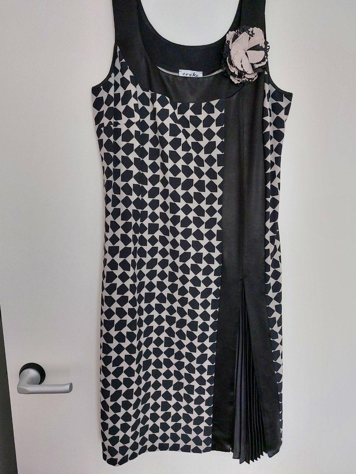 ITALIAANS DESIGN JURKJE VAN EROKE MAAT 44, Zwart, Maat 42/44 (L), Ophalen of Verzenden, Zo goed als nieuw