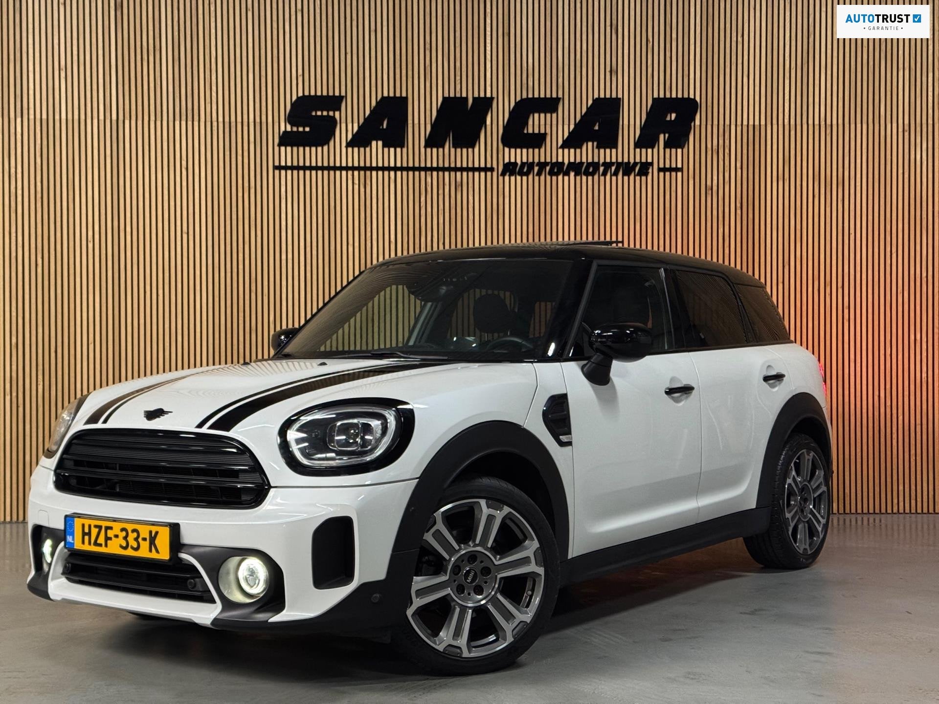 Mini Countryman 1.5 Cooper John Cooper Works, Auto's, Dealer onderhouden, 136 pk, Gebruikt, Zwart