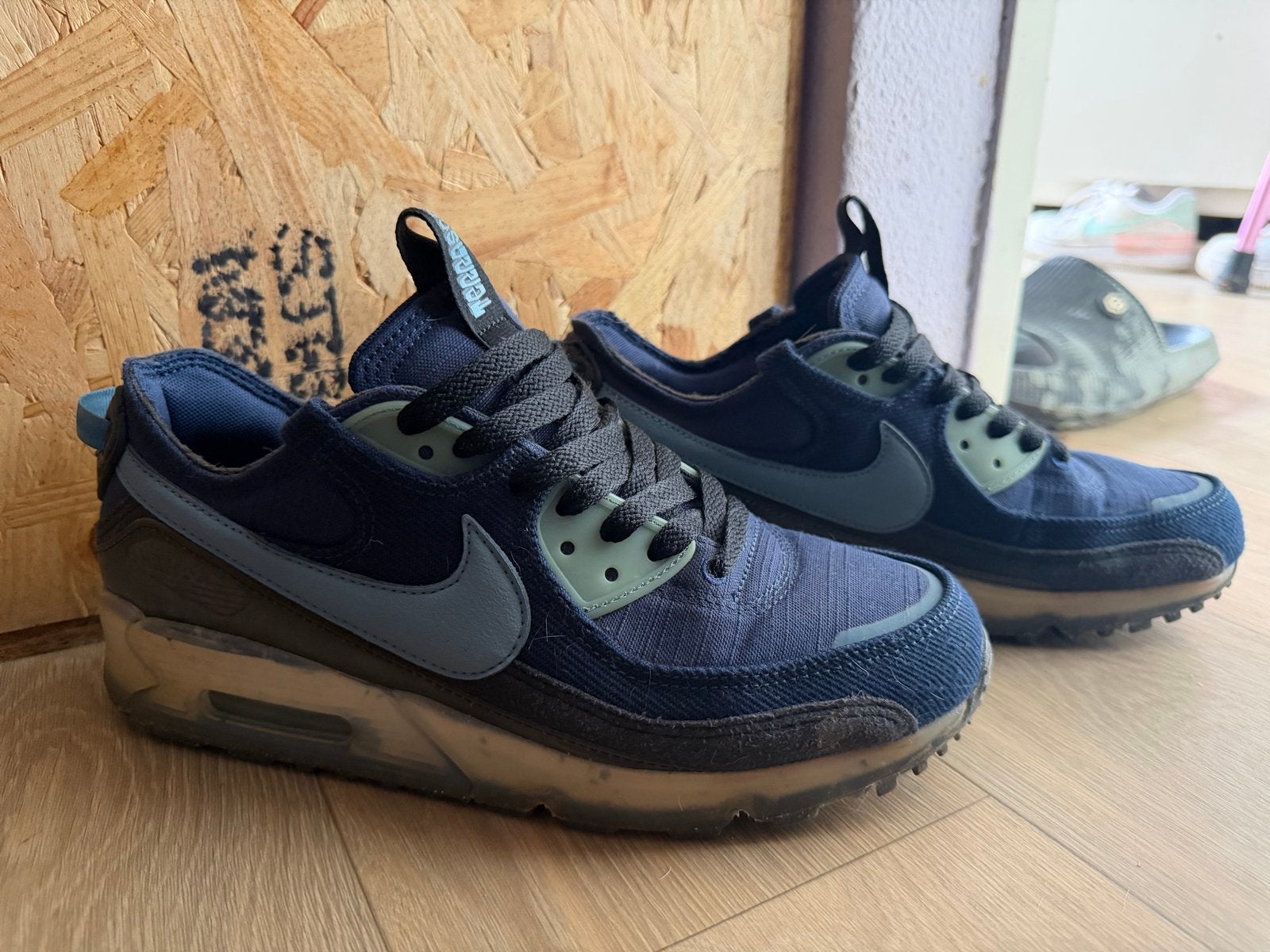Nike Air Max 90 Terrascape 'Midnight Navy Aqua', Blauw, Ophalen of Verzenden, Sneakers of Gympen, Zo goed als nieuw