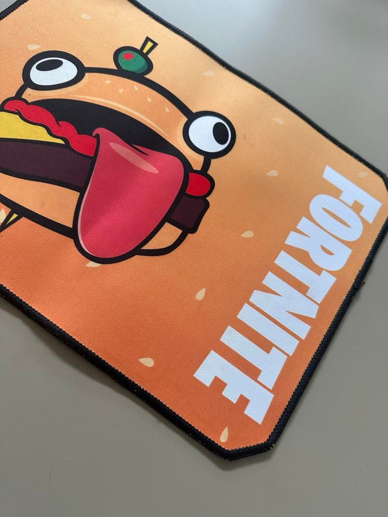 Fortnite Durr Burger Muismat - Gaming Mousepad, Computers en Software, Muizen, Zo goed als nieuw, Overige typen, Gaming muis, Ophalen of Verzenden