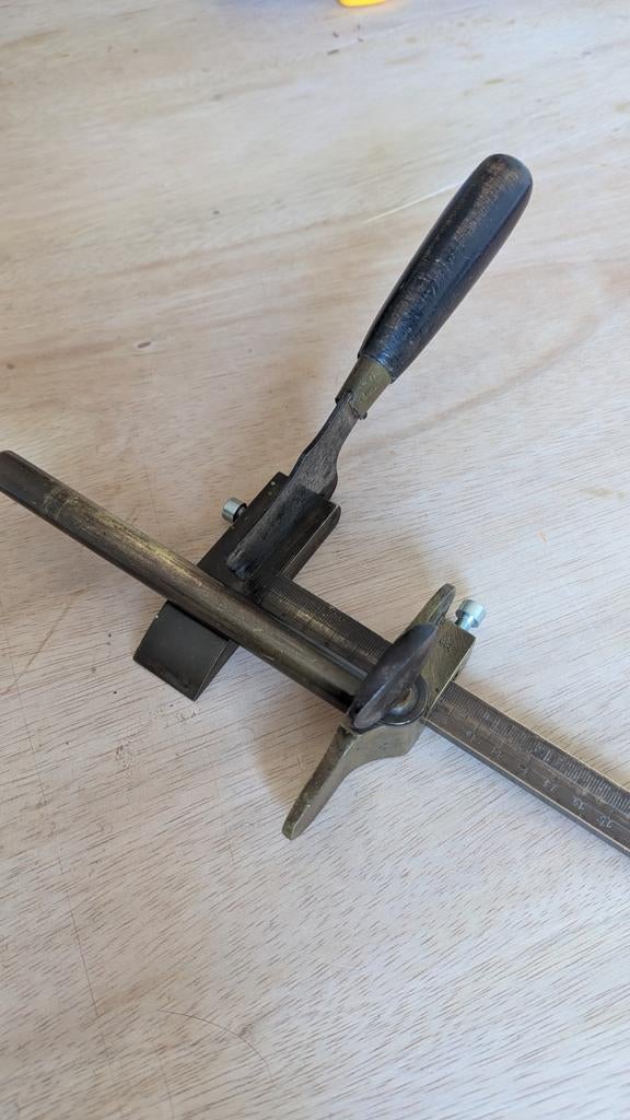 Riemensnijder voor leerbewerken en zadelmaken, Ophalen of Verzenden