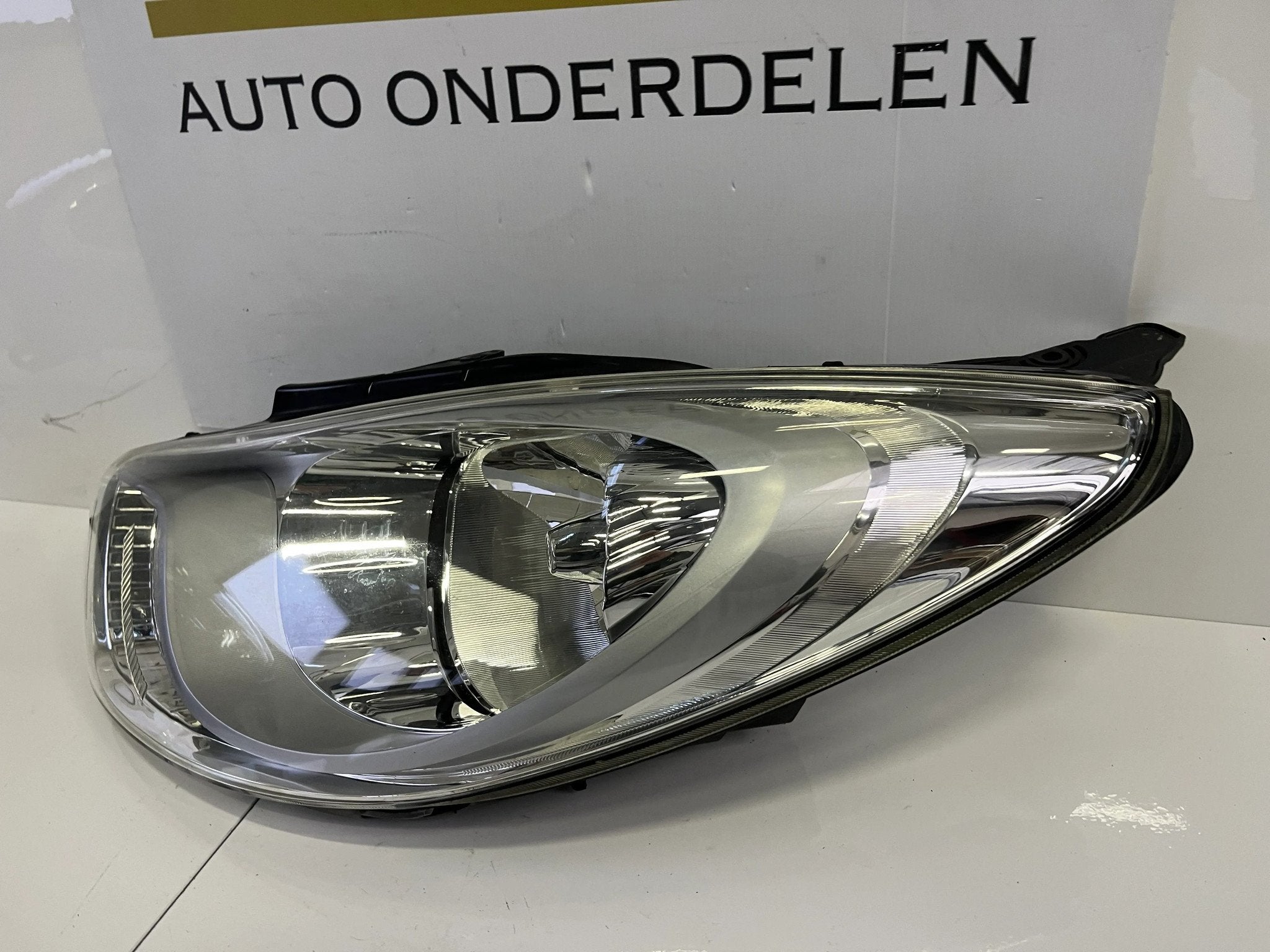 HYUNDAI i10 facelift KOPLAMP LINKS, Auto-onderdelen, Verlichting, Gebruikt, Heolleung-ro 12
06797  Seoul, Ophalen of Verzenden
