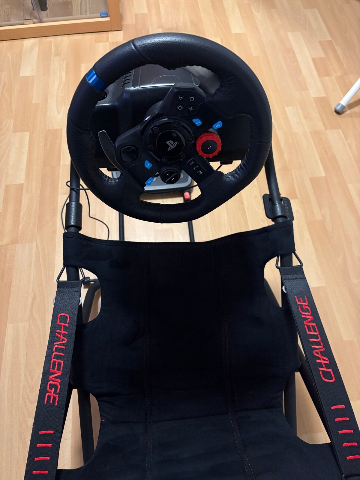 Logitech G29 racestuur met Playseat Challenge, Spelcomputers en Games, Ophalen, Racestuur, Gebruikt, Force feedback