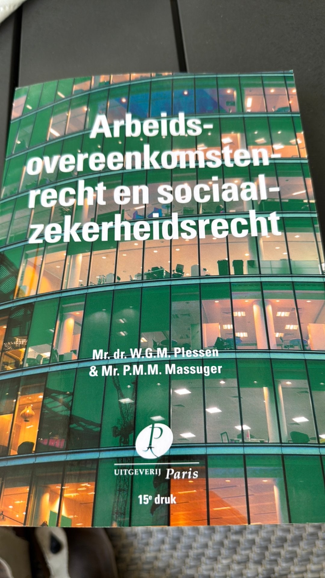 Arbeidsovereenkomstenrecht en sociaalzekerheidsrecht, Sociale wetenschap, Ophalen of Verzenden, Zo goed als nieuw, W.G.M. Plessen; P.M.M. Massuger