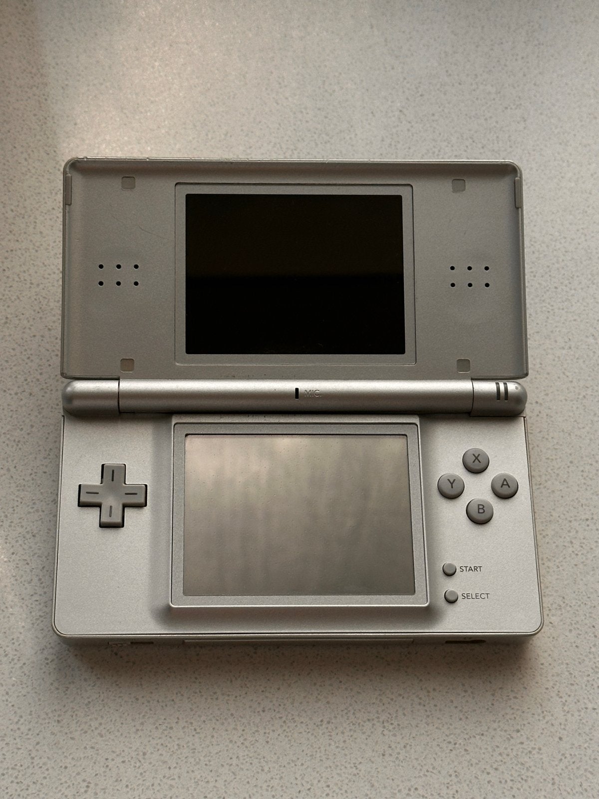 Nintendo DS Lite - Zilver - Inclusief oplader, Ophalen of Verzenden, Gebruikt, Zilver, DS Lite