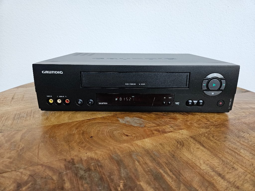 Grundig VHS videorecorder met 6 koppen en stereo, Ophalen of Verzenden, Gebruikt, VHS-speler of -recorder