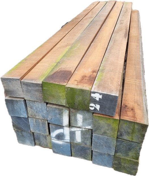 Hardhouten palen / balken 15x15 cm / 3.50 m lang
