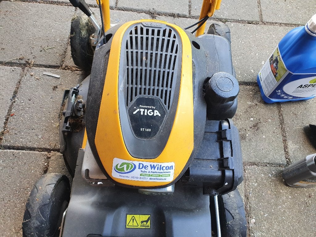 Grasmaaier multiclip 747 sd | Stiga | mulch | zelfrijdend, Ophalen, Gebruikt, Stiga, Benzine-grasmaaier