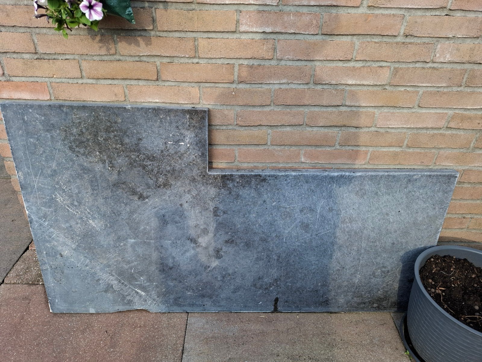 Hard steen voor bv een buitenkeuken, Ophalen