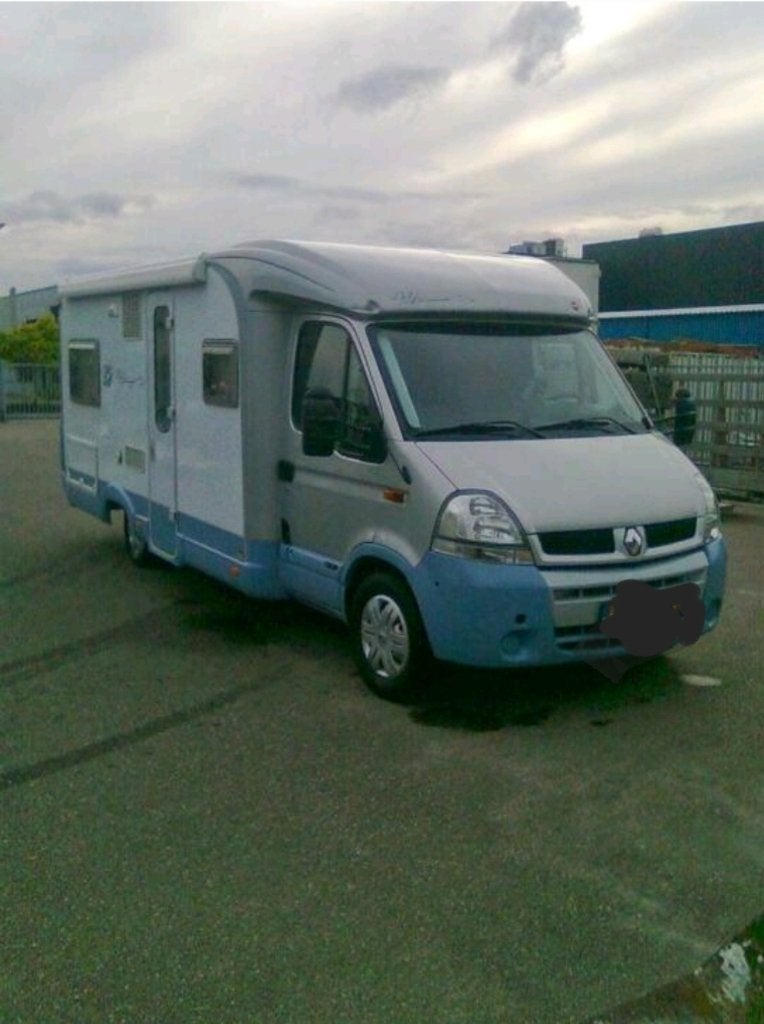Burstner Delfin T 680 met vast bed, Ringverwarming, 6 tot 7 meter, Achteruitrijcamera, Particulier