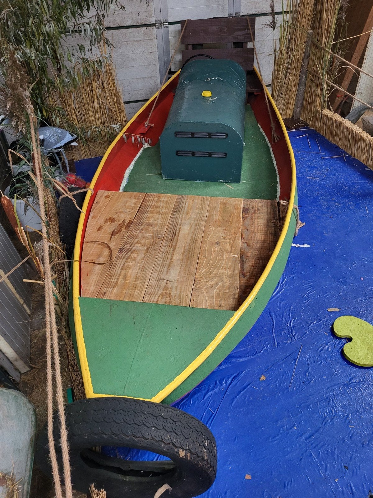 De Kameleon boot voor op feestwagen, Ophalen, Gebruikt