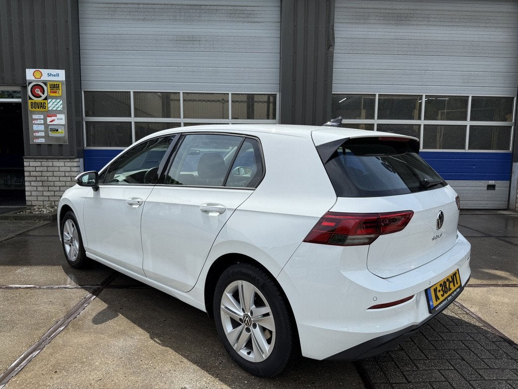 Volkswagen Golf 1.0 eTSI Life (bj 2020, automaat), Automatische klimaatregeling, Euro 6, Met garantie (alle), 1202 kg