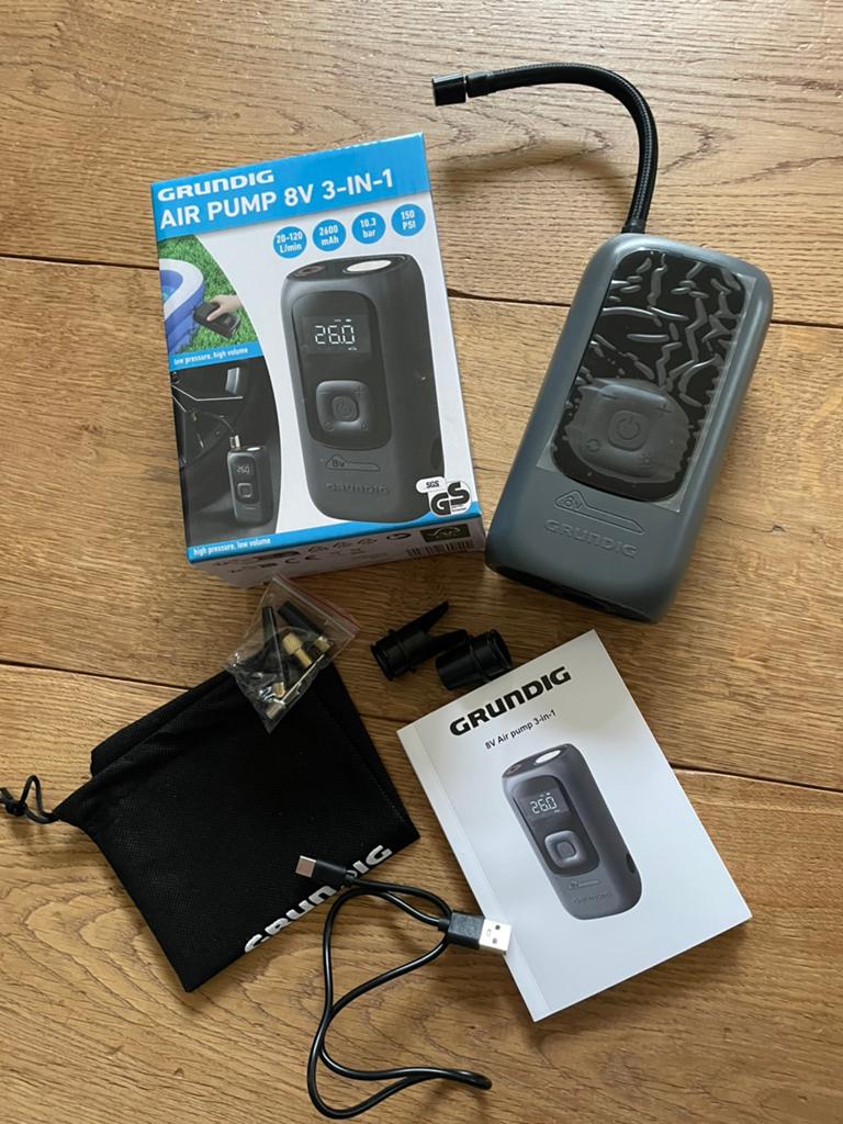 Grundig 8V 3-in-1 Luchtpomp voor Fiets, Bal, Zwembad, Luchtb, Ophalen of Verzenden, Nieuw