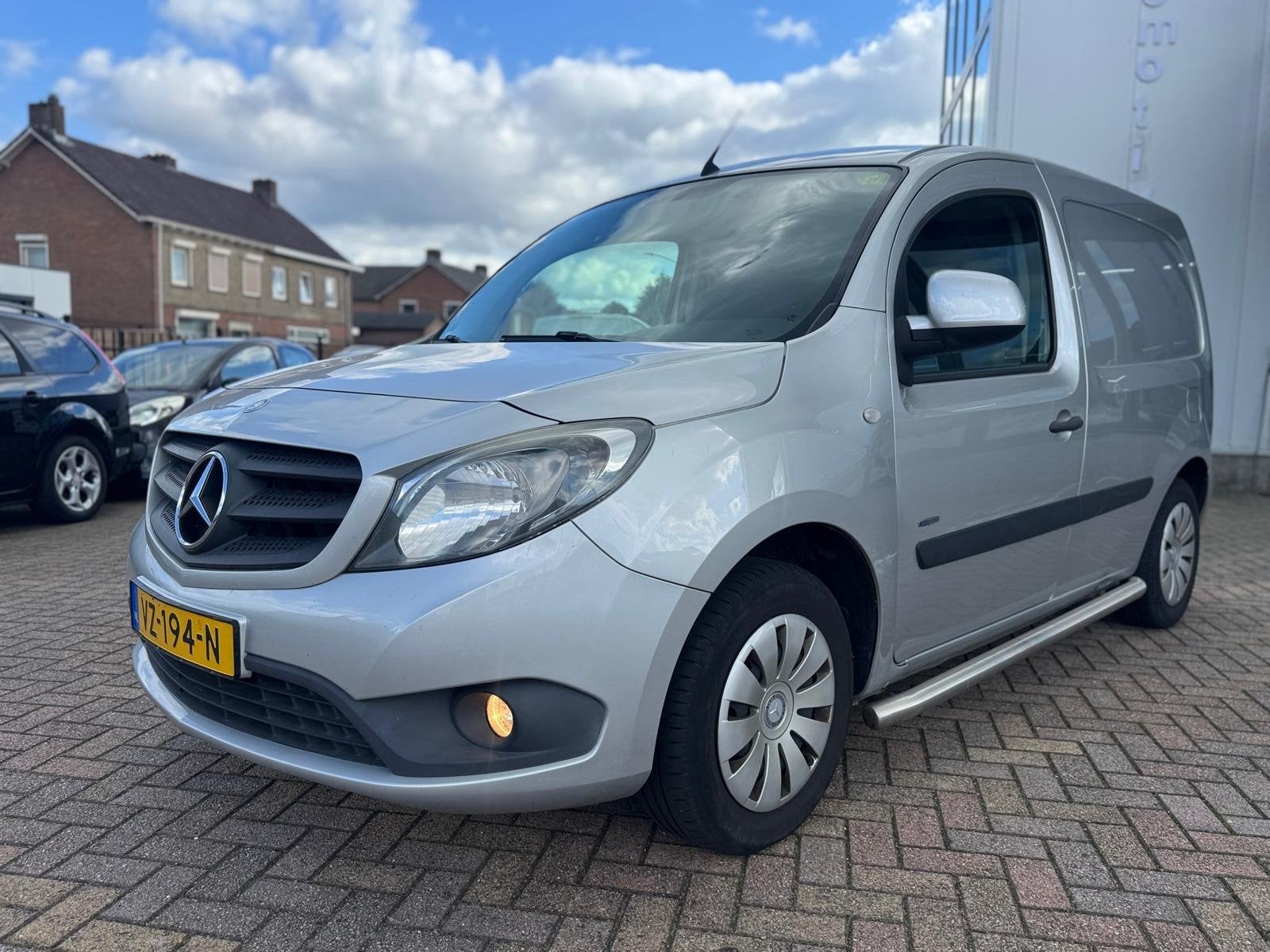 Mercedes-Benz Citan 108 CDI BlueEFFICIENCY navigatie camera, Voorwielaandrijving, Euro 5, Stof, 4 cilinders