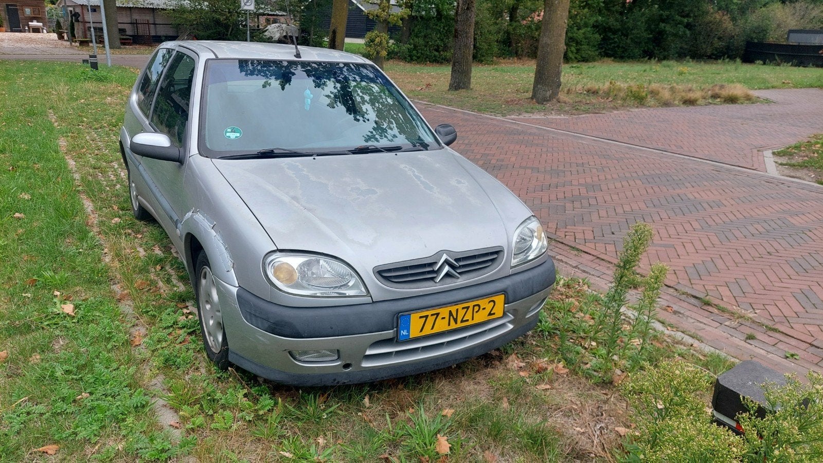 Citroën Saxo 1.4 I VTS   bj. 2000 Grijs, Voorwielaandrijving, 4 cilinders, Saxo, Handgeschakeld