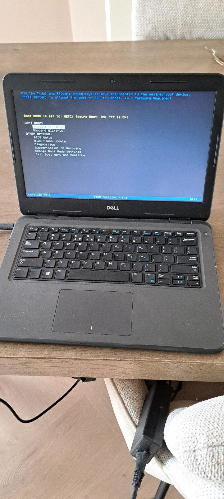 Dell Latitude 3310, Ophalen, Gebruikt, 13 inch, Dell