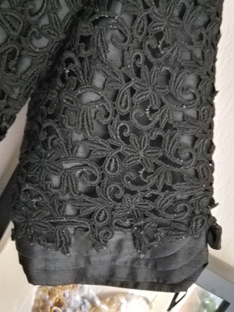 Replica Victoriaanse bruidsjurk zwart met billentikker, Ophalen of Verzenden, Gebruikt, Pak of Jurk