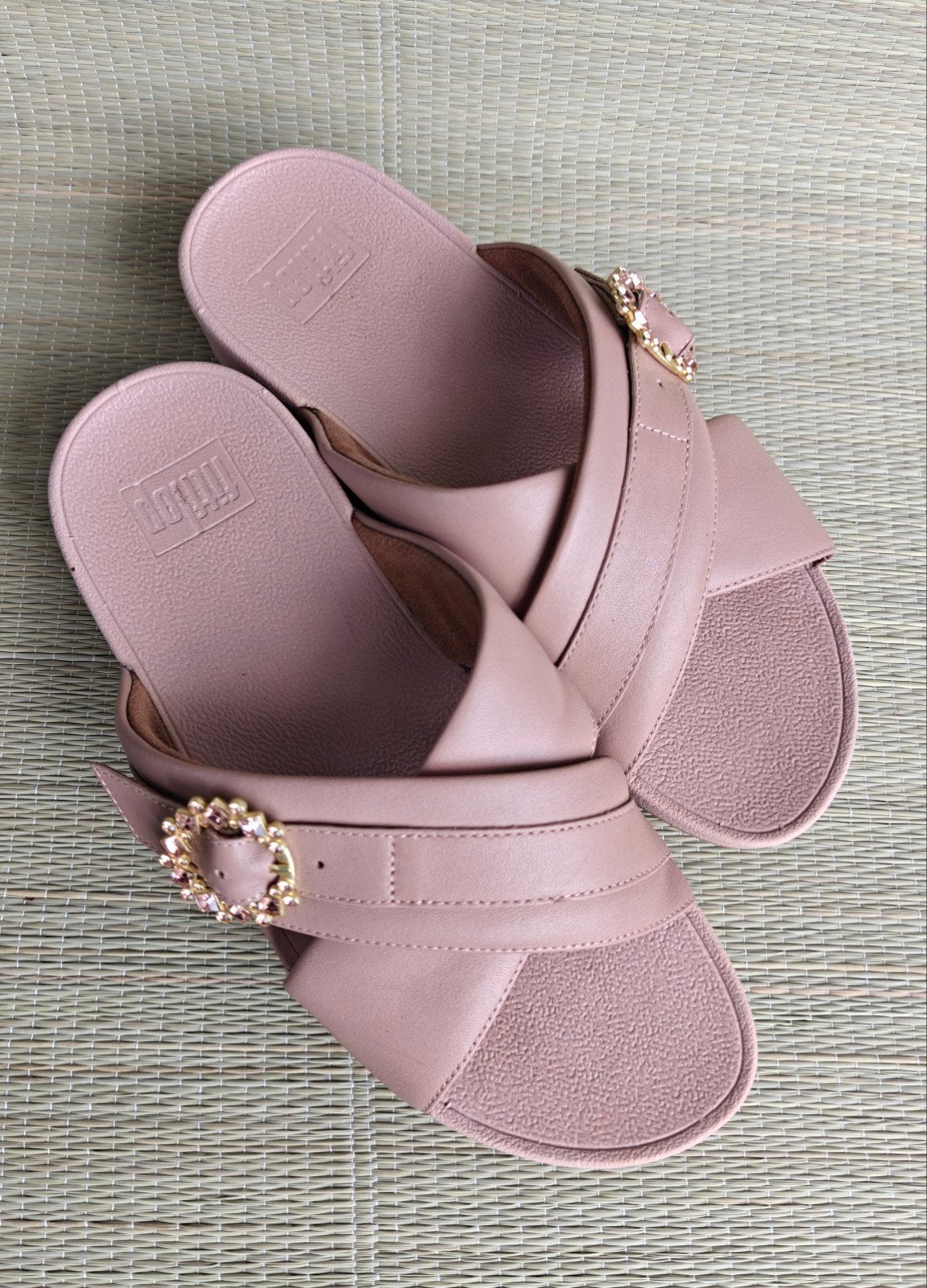 FitFlop Lulu 38 leer beige zgan slippers sandalen, Beige, Zo goed als nieuw, Fitflop, Sandalen of Muiltjes