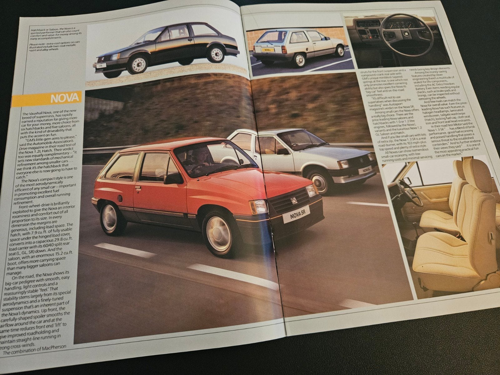 Brochure Vauxhall 1985, Ophalen of Verzenden, Zo goed als nieuw, Overige merken