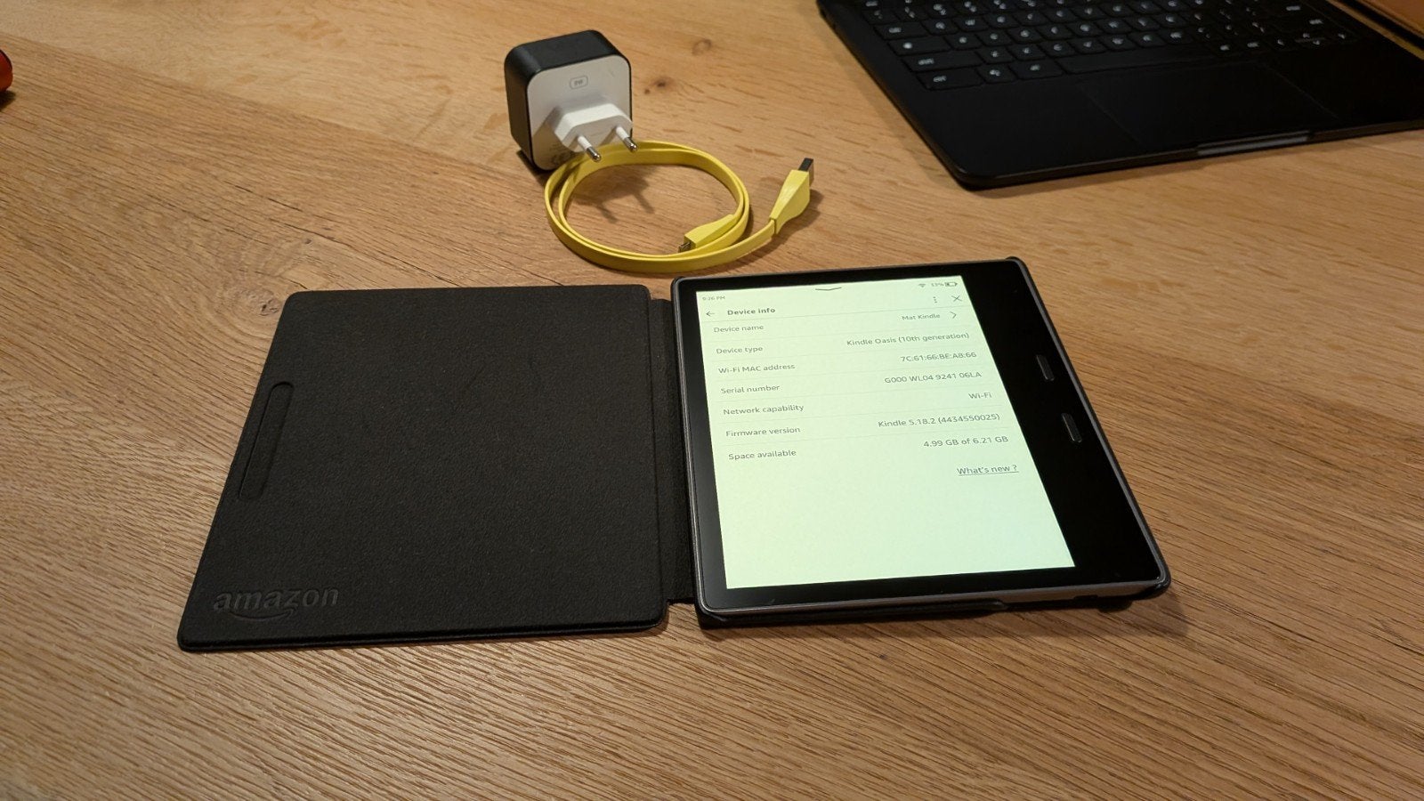 Kindle Oasis 3 10e Gen. 8GB + Kindle Cover + Amazon Lader, Computers en Software, E-readers, 8 GB, Amazon Kindle, Ophalen of Verzenden