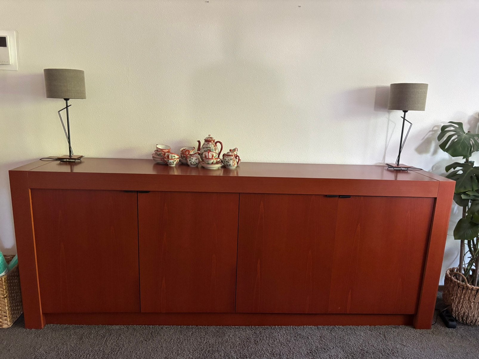 Kersenkleur dressoir, Huis en Inrichting, Kasten | Dressoirs, Ophalen, Zo goed als nieuw, 25 tot 50 cm, 200 cm of meer