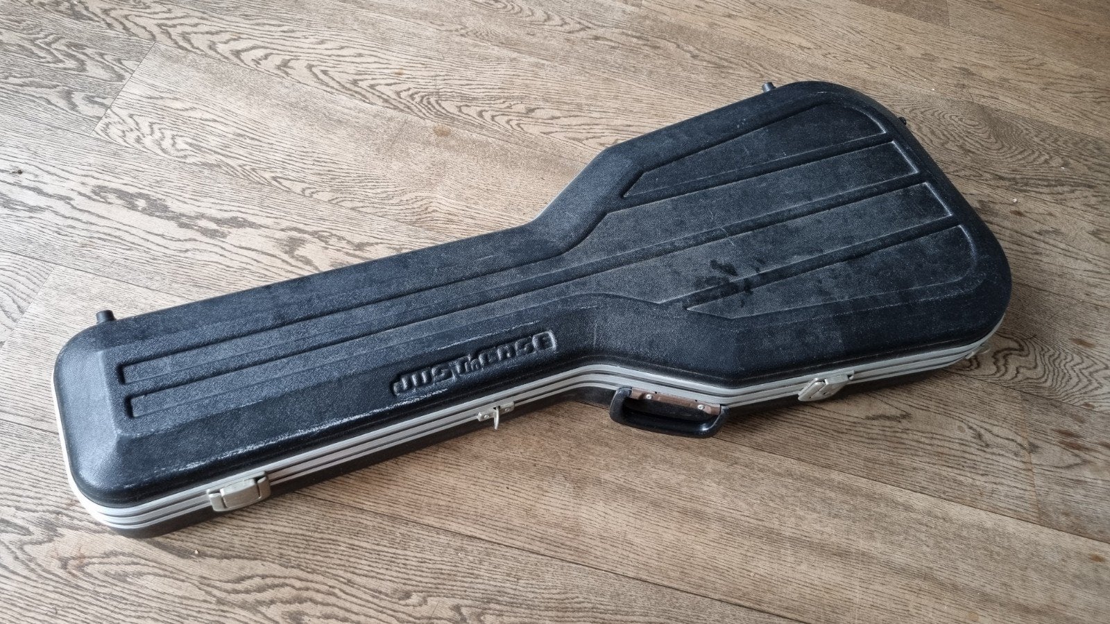 gitaarkoffer 'justincase', Muziek en Instrumenten, Behuizingen en Koffers, Ophalen, Gebruikt, Flightcase