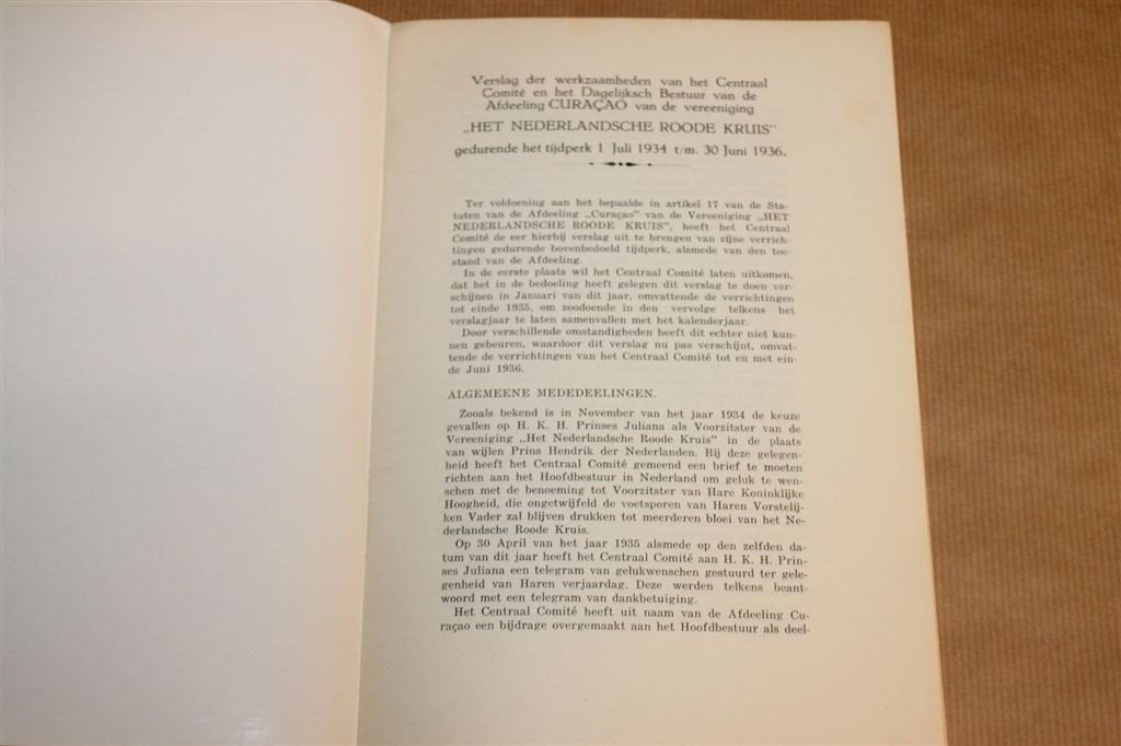 NL Rode Kruis Curaçao — Verslag 1934-1936 [Zeldzaam], Boeken, Ophalen of Verzenden, Gelezen