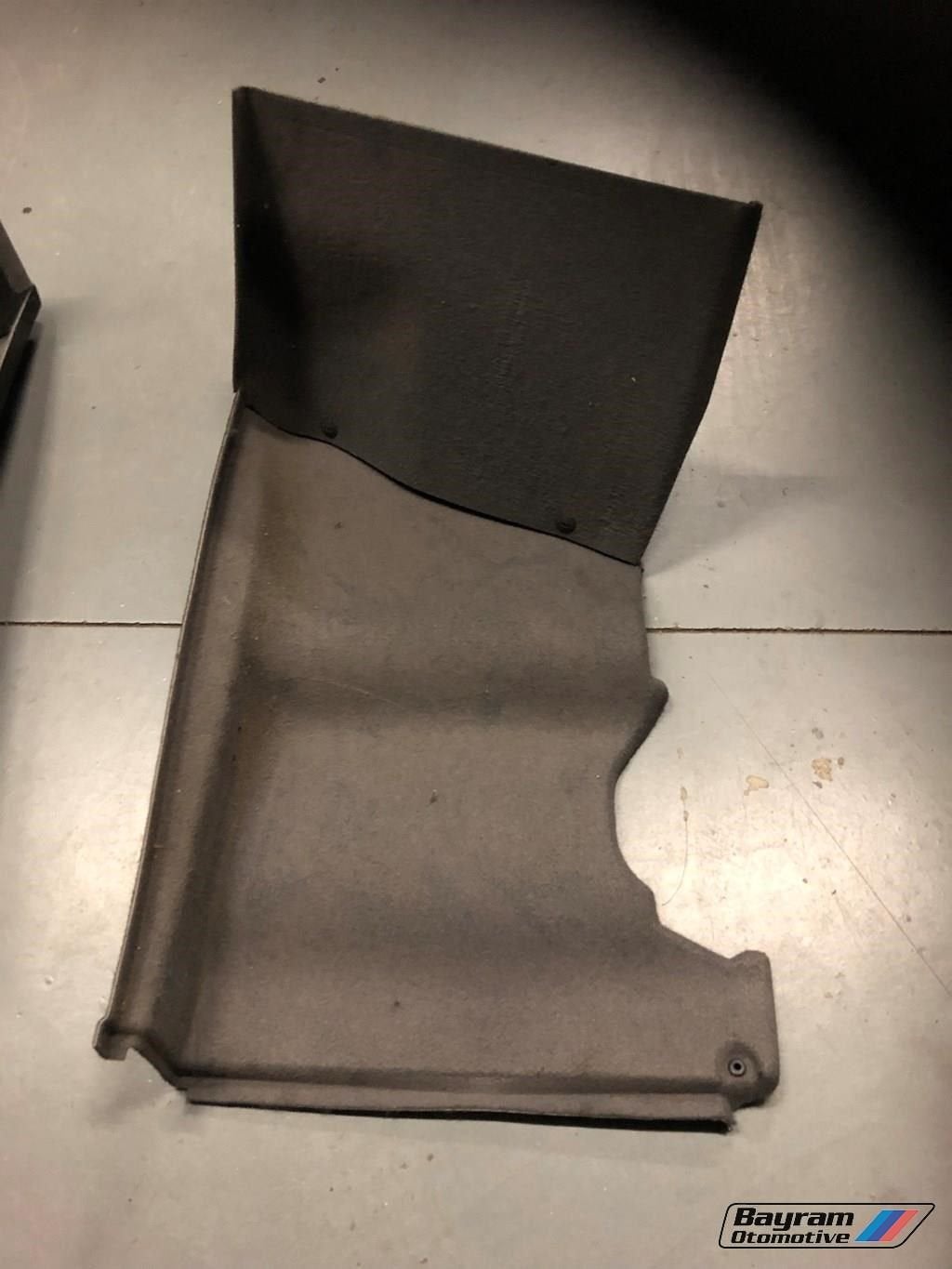 Foto 6 van Bmw E39 sedan kofferbakbekleding delen links rechts 5-serie