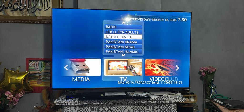 Media Box, Ophalen of Verzenden, Zo goed als nieuw