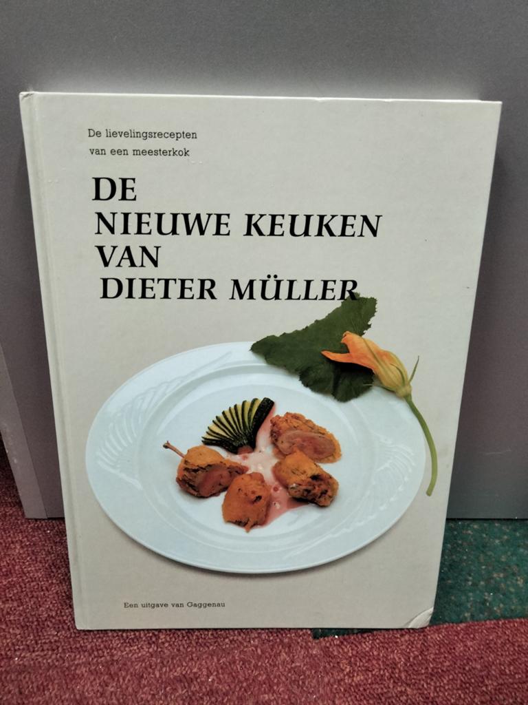 De nieuwe keuken van Dieter Müller, Ophalen of Verzenden, Zo goed als nieuw
