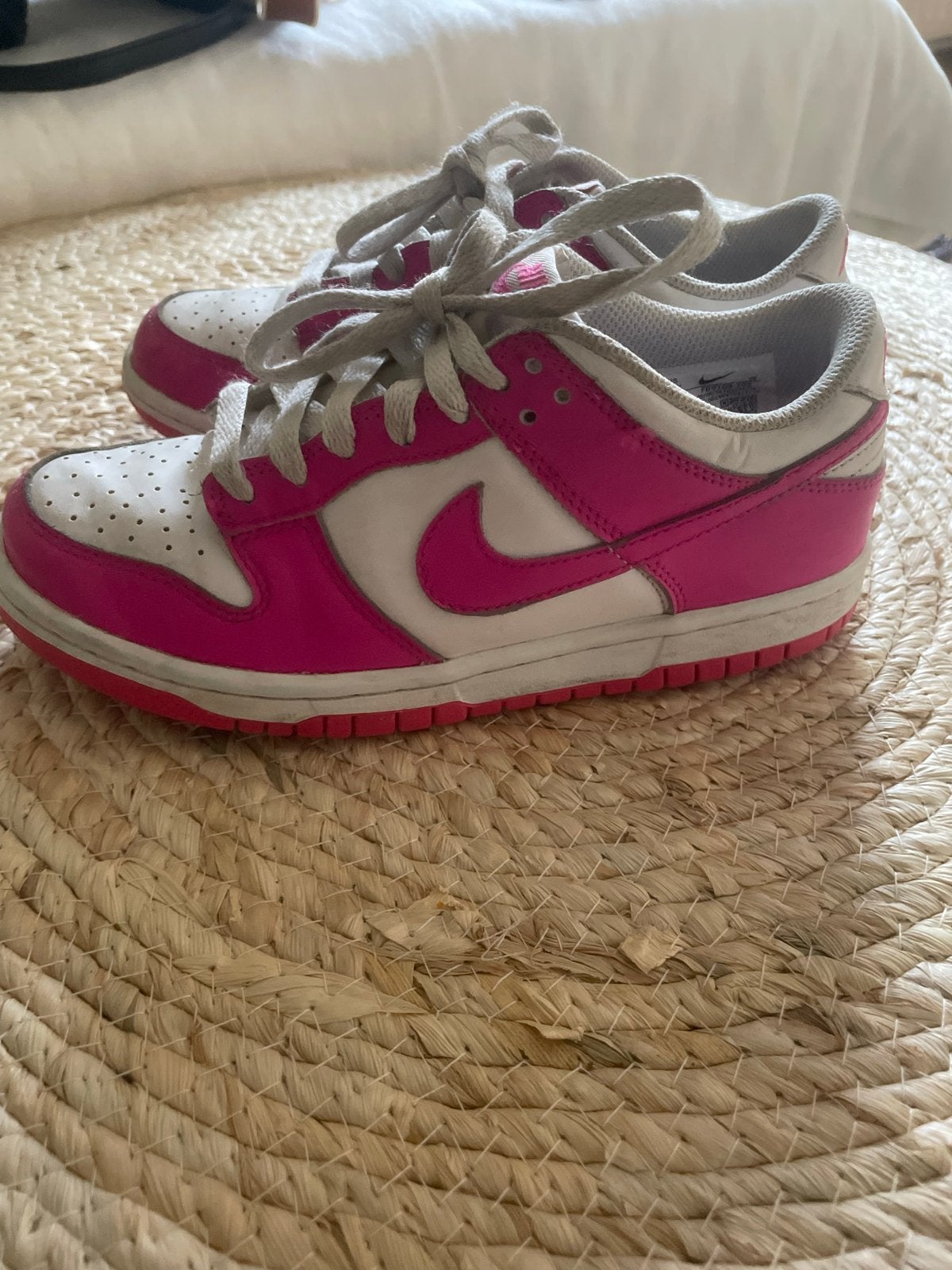 Nike Dunk Low Roze/Wit - Maat 36.5, Ophalen, Gedragen, Roze, Sneakers of Gympen