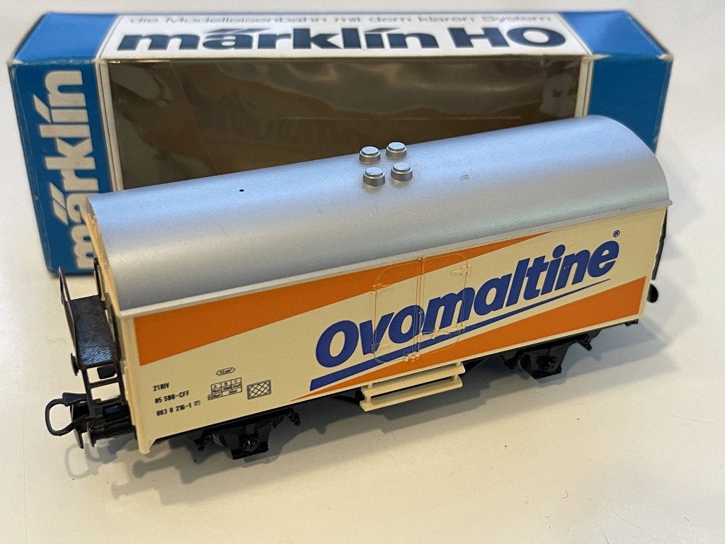 Märklin 4428 goederenwagon Ovomaltine SBB Zwitserland, OVP, Wisselstroom, Gebruikt, Wagon, Ophalen of Verzenden