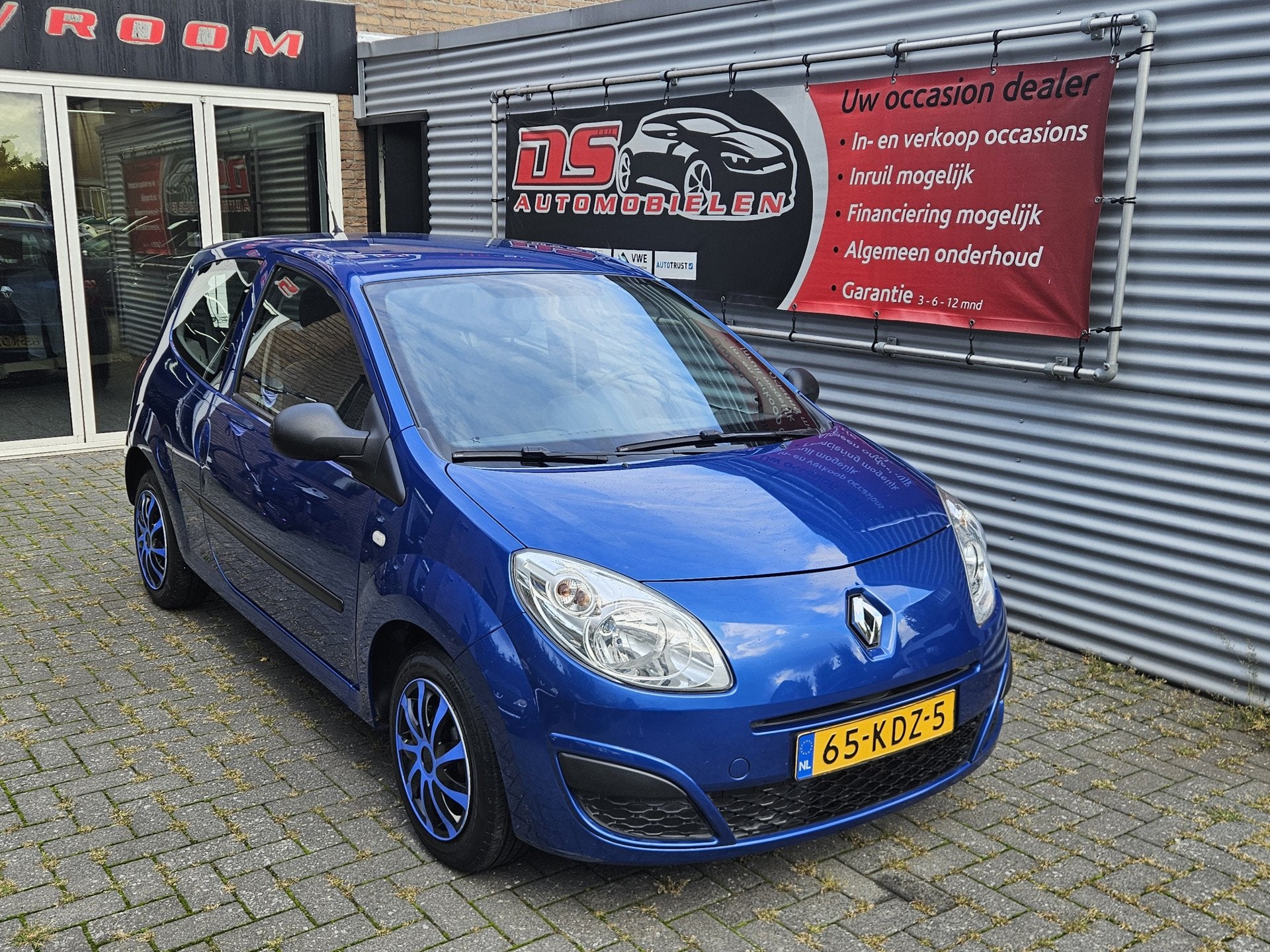 Renault Twingo 1.2 Authentique LEUKE RENAULT TWINGO * AIRCO-, Voorwielaandrijving, Twingo, Gebruikt, 31 €/maand