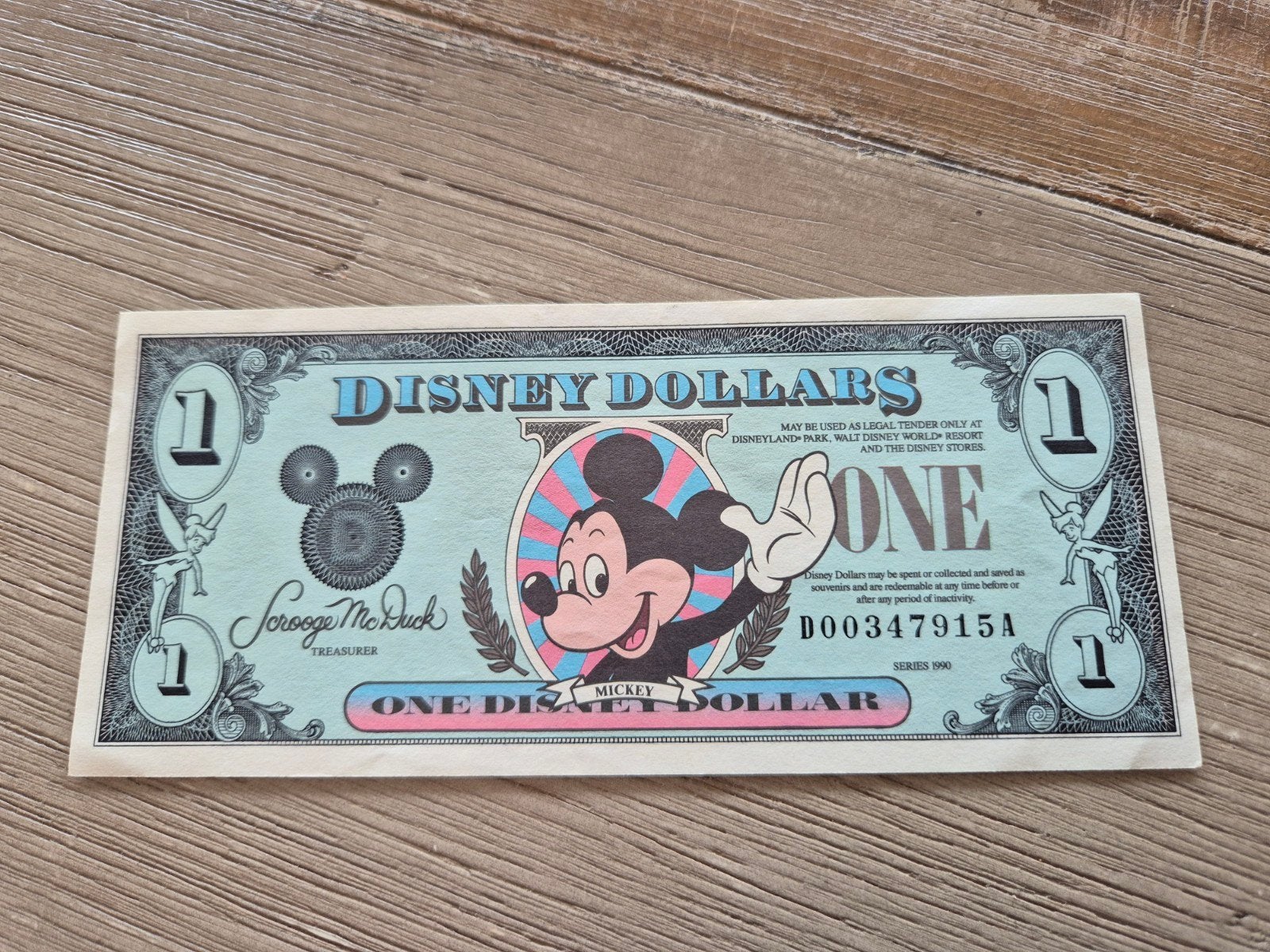 Unieke Disney Dollar 1990, Verzamelen, Disney, Ophalen of Verzenden, Overige figuren, Nieuw, Overige typen