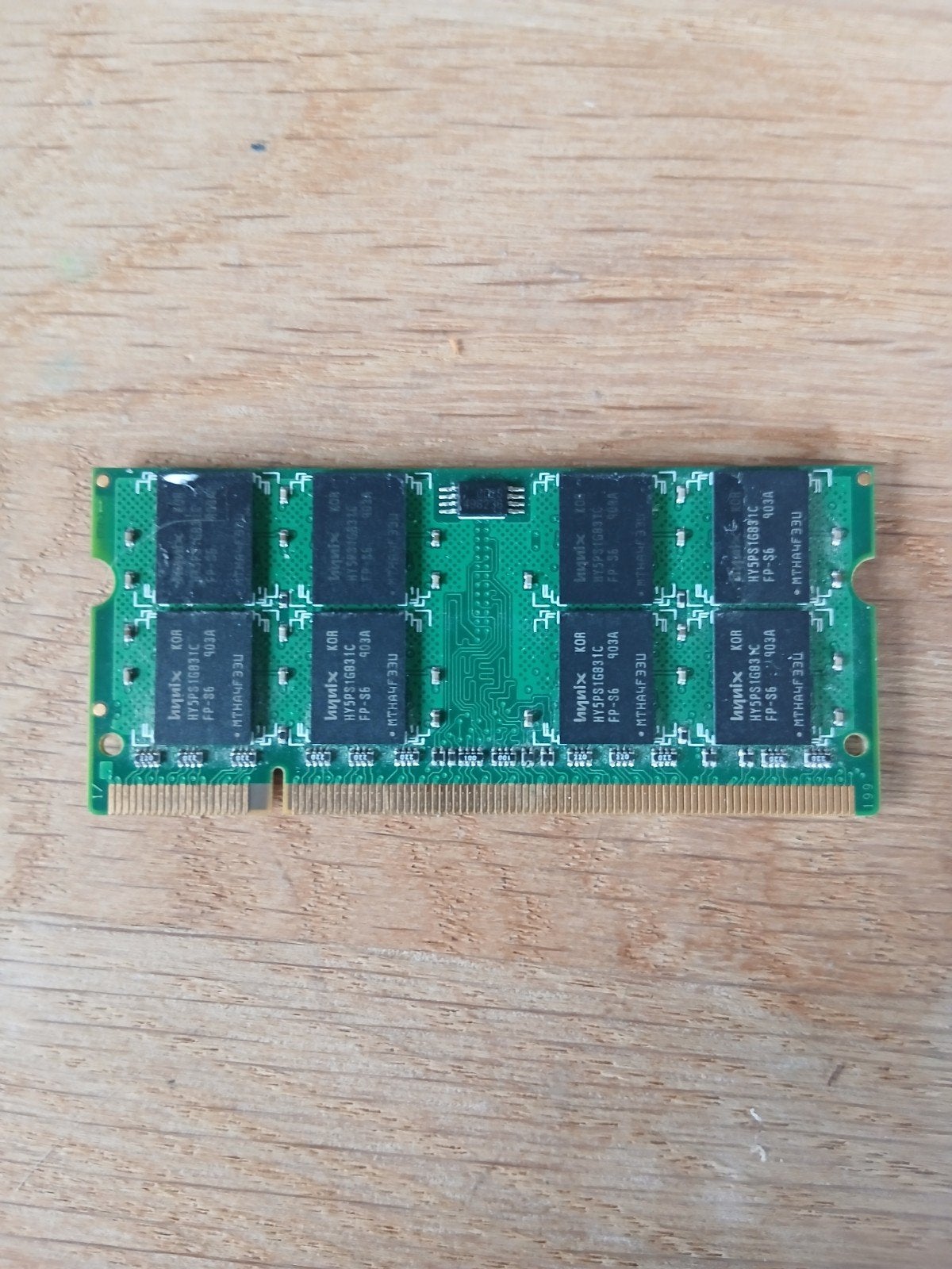 Hynix 1GB DDR2 RAM Geheugenmodule voor Laptop, Computers en Software, Ophalen of Verzenden, DDR2, Laptop, Gebruikt