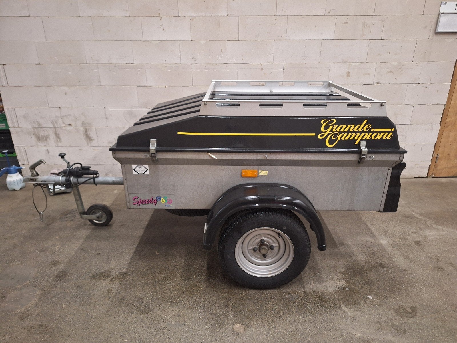Grote Saris bagagewagen. 160 x 100 x 45, Ophalen