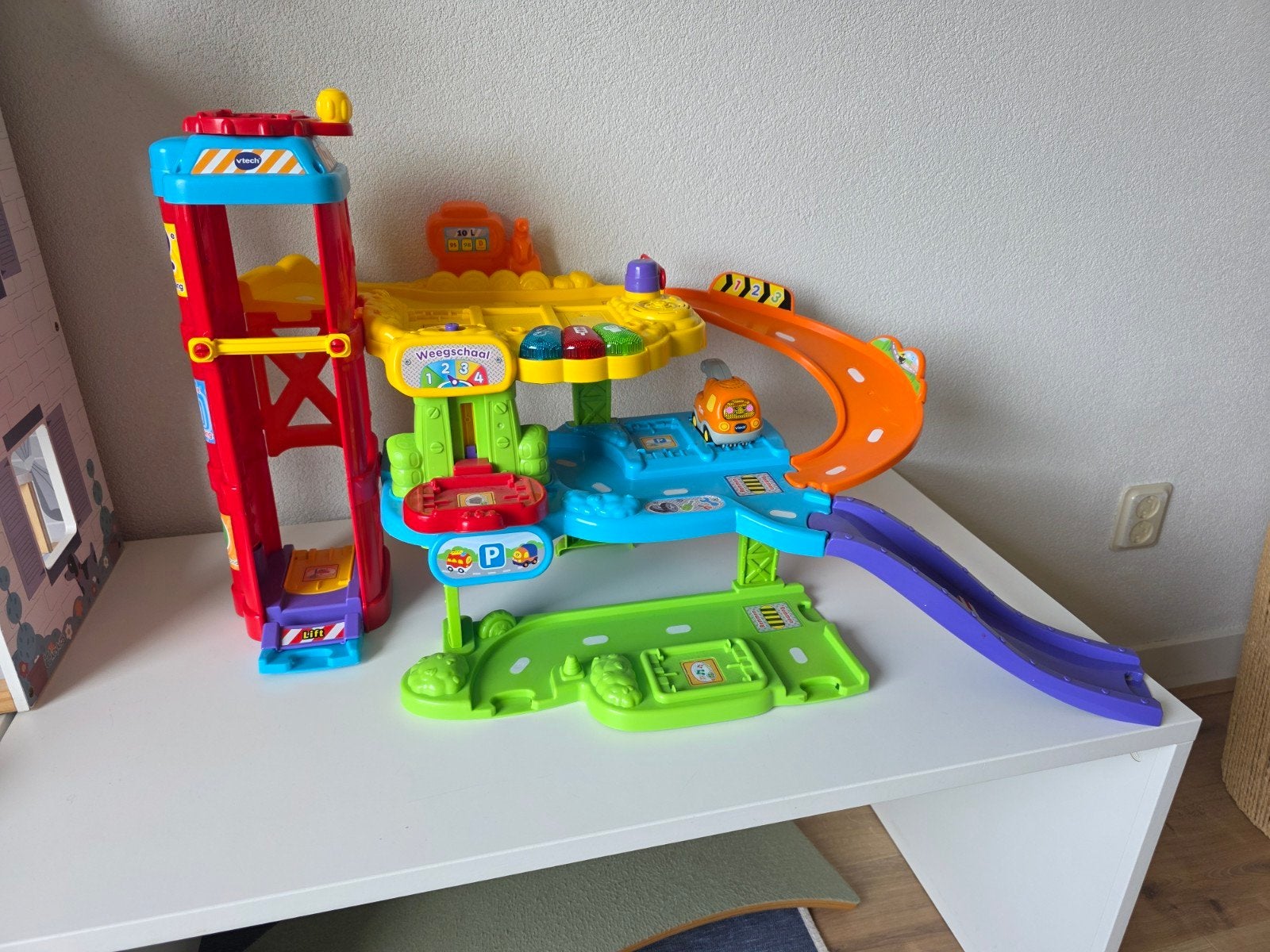 VTech Toet Toet Auto Parkeergarage met lift en weegschaal, Ophalen of Verzenden, Gebruikt