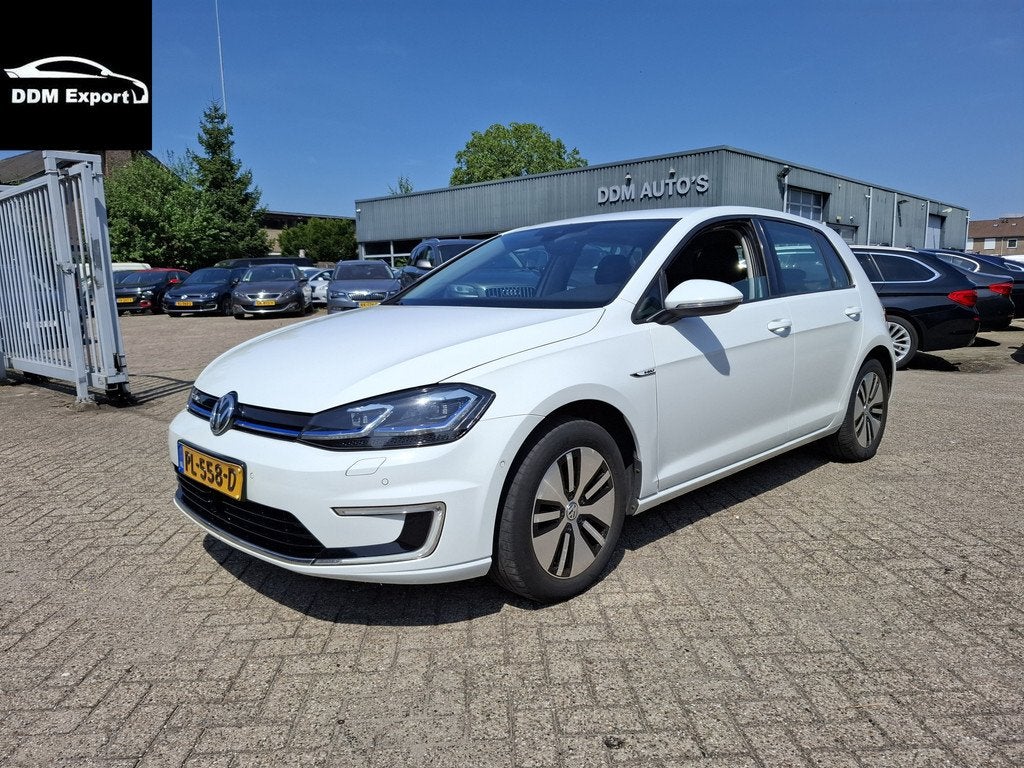 Volkswagen e-Golf e-Golf | Clima | Navi | Xenon | S/S | 360, Auto's, Volkswagen, Stof, Gebruikt, Wit, Golf