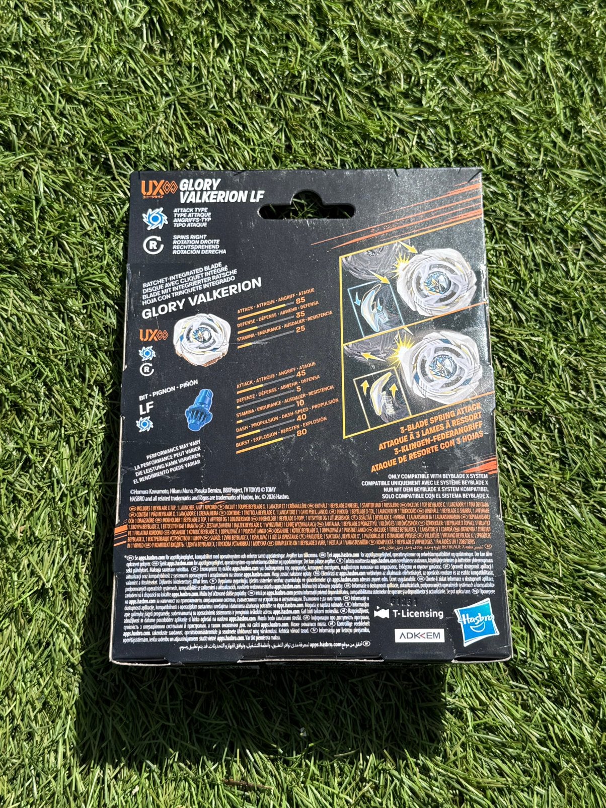 Foto 2 van Beyblade X Glory Valkerion LF UX Infinity Starter Sealed