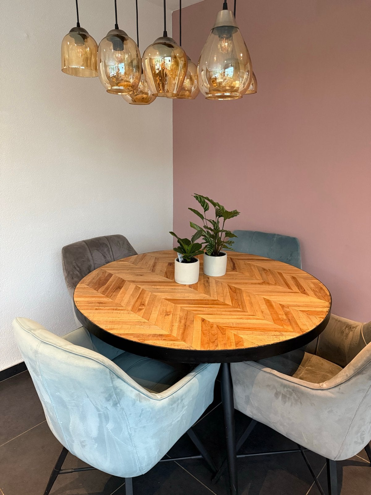 Ronde eettafel 120cm met visgraatmotief en metalen onderstel, Ophalen, 100 tot 150 cm, Rond, Zo goed als nieuw