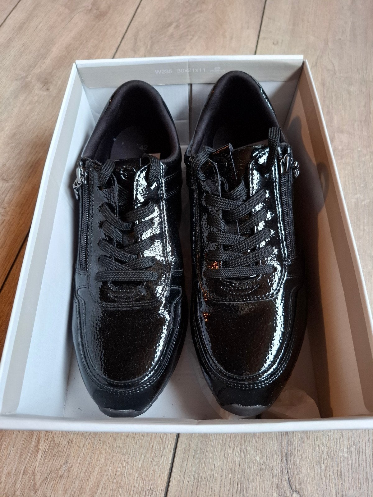 Wortmann Tamaris Zwarte Lak Sneakers Maat 42, Kleding | Dames, Schoenen, Zwart, Nieuw, Ophalen of Verzenden, Sneakers of Gympen