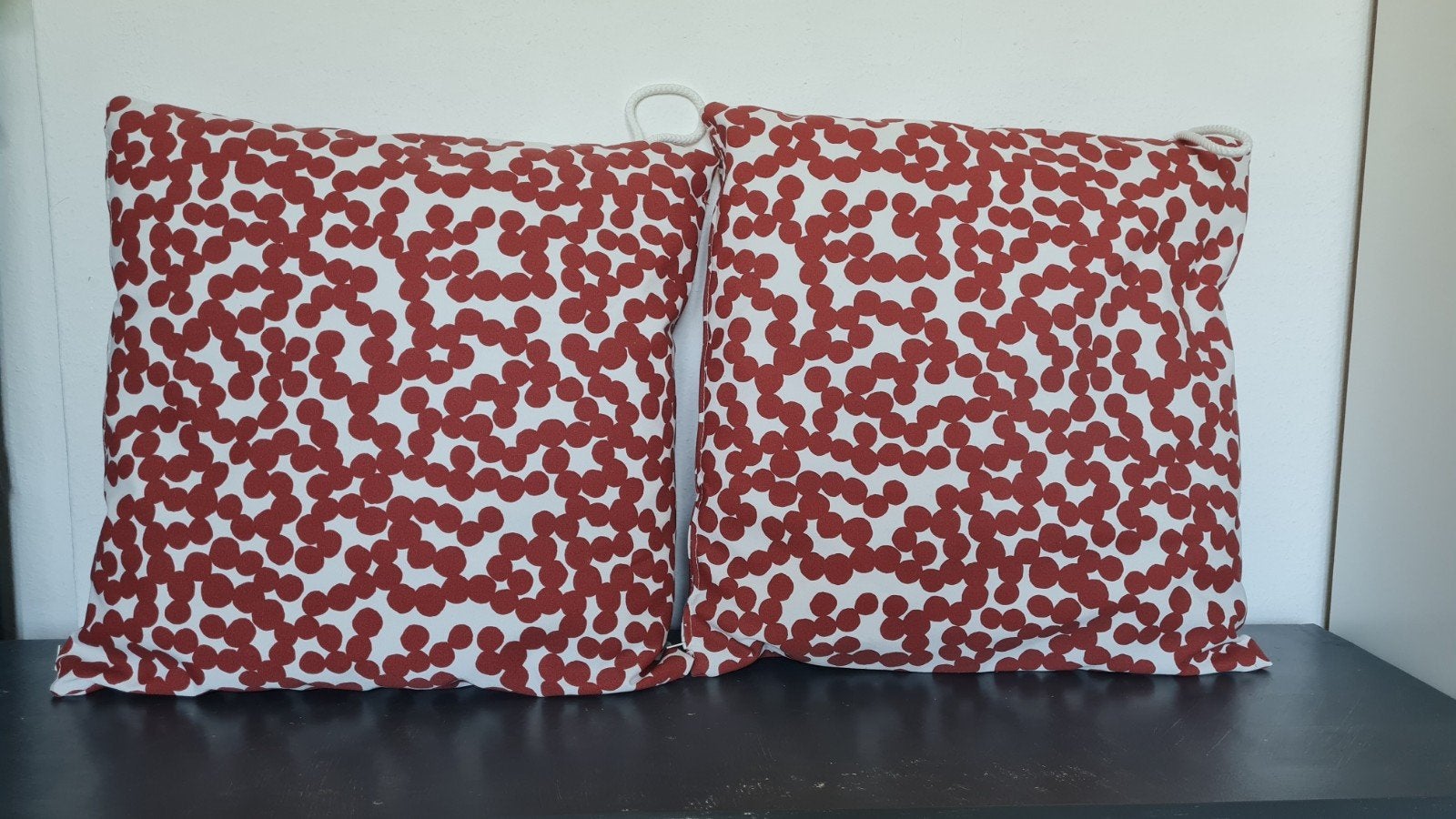 IKEA GULLBERGSÖ Kussens 50x50 cm - Rood/Wit Stippen, Ophalen, Zo goed als nieuw, Rood, Vierkant