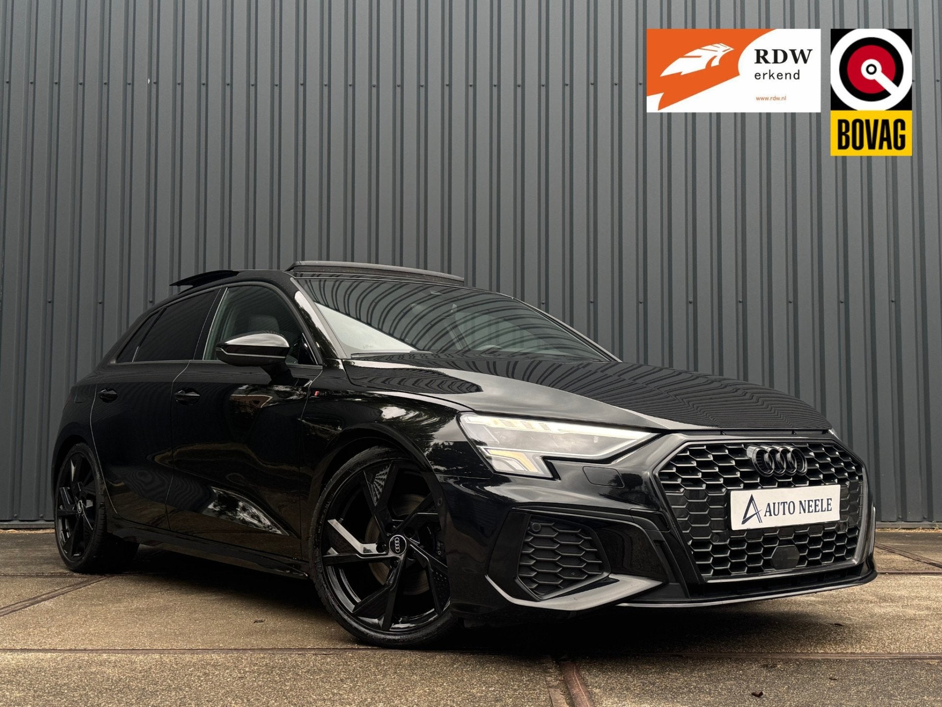 Audi A3 Sportback 40 TFSI e S-Line Memory, PANO, RS, Dealer onderhouden, Gebruikt, 4 cilinders, Zwart